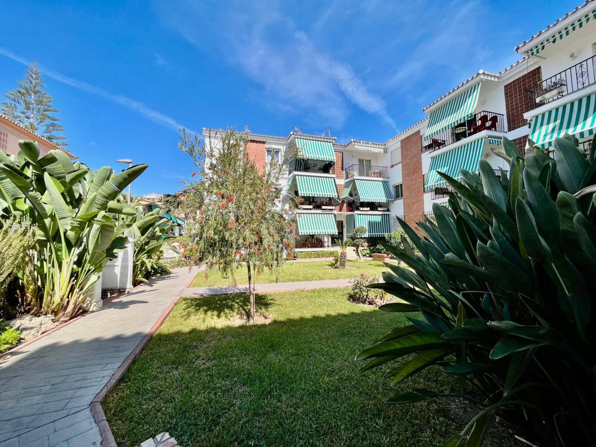 Apartamento De Playa Reformado Rincon de la Victoria Luaran gambar