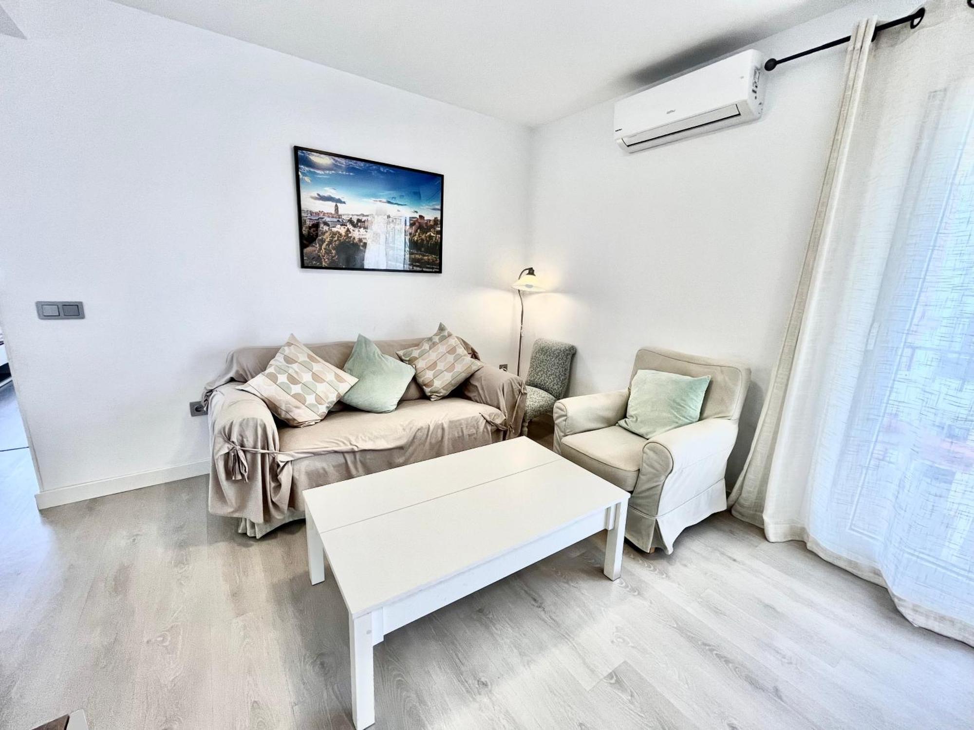 Apartamento De Playa Reformado Rincon de la Victoria Luaran gambar